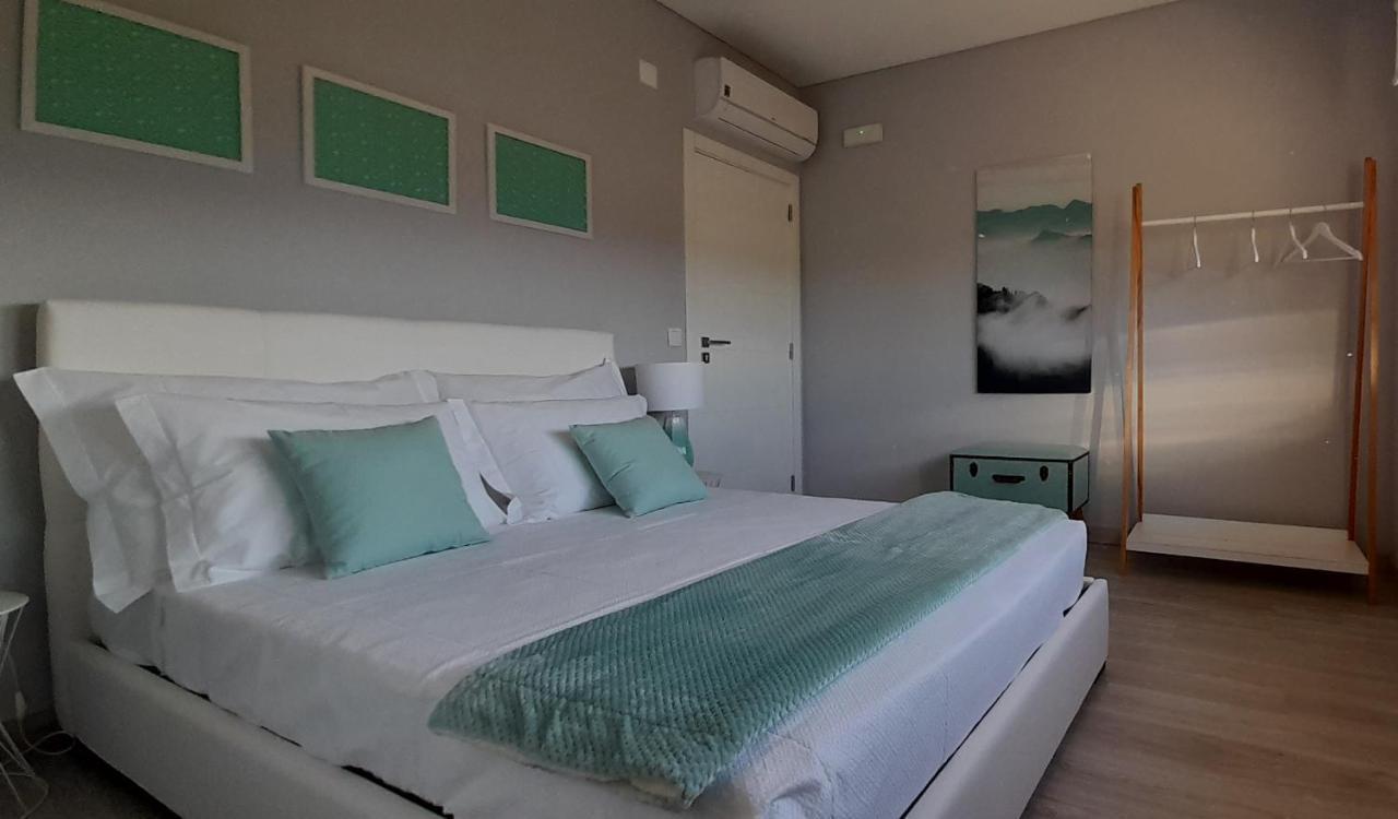 Villa Regadio โกวิลา ภายนอก รูปภาพ